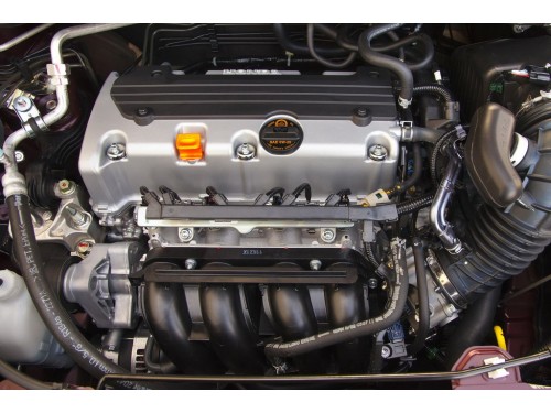 Характеристики автомобиля Honda CR-V 2.4 AT FWD LX (12.2011 - 09.2014): фото, вместимость, скорость, двигатель, топливо, масса, отзывы