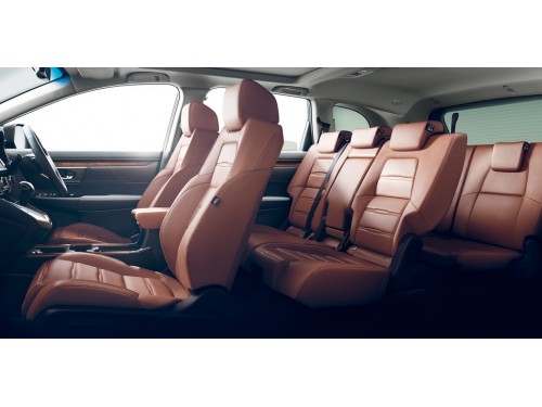 Характеристики автомобиля Honda CR-V 1.5 EX 7-seater (06.2020 - 08.2022): фото, вместимость, скорость, двигатель, топливо, масса, отзывы