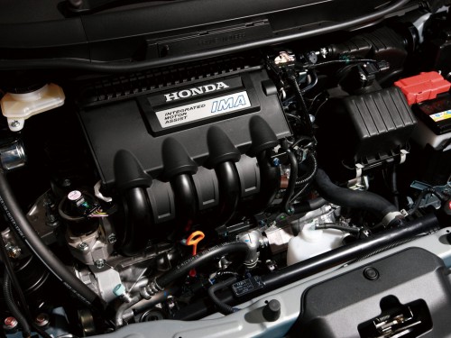 Характеристики автомобиля Honda Fit Shuttle 1.5 15C 4WD (08.2011 - 05.2012): фото, вместимость, скорость, двигатель, топливо, масса, отзывы