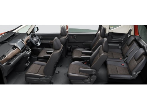 Характеристики автомобиля Honda Freed 1.5 G (7-Seater) (06.2022 - н.в.): фото, вместимость, скорость, двигатель, топливо, масса, отзывы