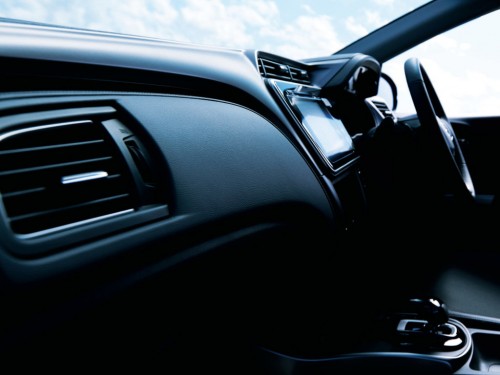 Характеристики автомобиля Honda Grace 1.5 Hybrid EX Honda Sensing 4WD (07.2017 - 07.2020): фото, вместимость, скорость, двигатель, топливо, масса, отзывы