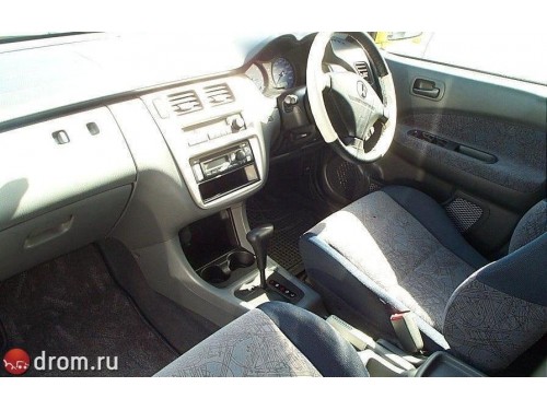 Характеристики автомобиля Honda HR-V 1.6 J NAVI Player (08.2000 - 06.2001): фото, вместимость, скорость, двигатель, топливо, масса, отзывы