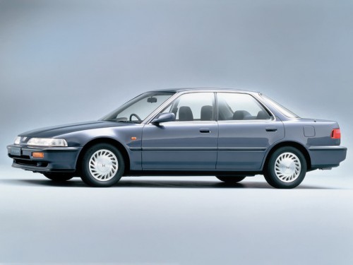 Характеристики автомобиля Honda Integra 1.6 RX (04.1989 - 09.1991): фото, вместимость, скорость, двигатель, топливо, масса, отзывы