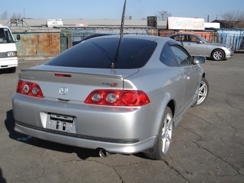 Характеристики автомобиля Honda Integra 2.0 Type R (09.2004 - 06.2006): фото, вместимость, скорость, двигатель, топливо, масса, отзывы