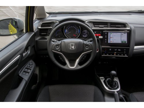 Характеристики автомобиля Honda Jazz 1.3 CVT Elegance (09.2015 - 08.2017): фото, вместимость, скорость, двигатель, топливо, масса, отзывы