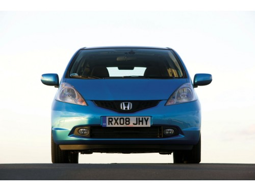 Характеристики автомобиля Honda Jazz 1.2 MT Trend (11.2008 - 03.2011): фото, вместимость, скорость, двигатель, топливо, масса, отзывы
