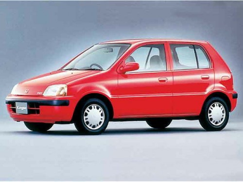 Характеристики автомобиля Honda Logo 1.3 G (11.1996 - 10.1998): фото, вместимость, скорость, двигатель, топливо, масса, отзывы