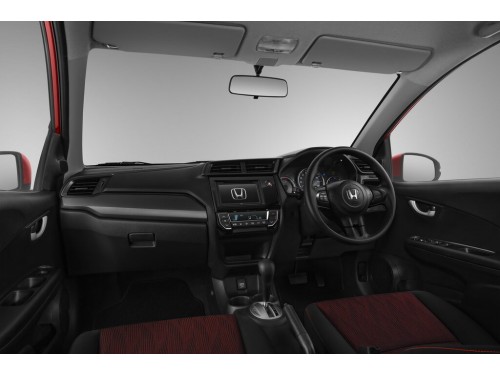 Характеристики автомобиля Honda Mobilio 1.5 CVT RS Navi (05.2017 - 01.2019): фото, вместимость, скорость, двигатель, топливо, масса, отзывы