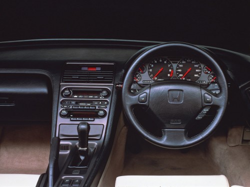 Характеристики автомобиля Honda NSX 3.2 NSX-S (02.1997 - 08.1999): фото, вместимость, скорость, двигатель, топливо, масса, отзывы