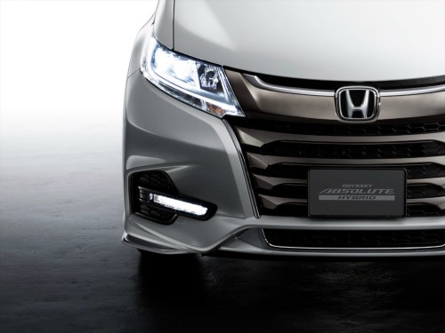 Характеристики автомобиля Honda Odyssey 2.4 Absolute EX Honda Sensing (7 seater) (11.2017 - 10.2019): фото, вместимость, скорость, двигатель, топливо, масса, отзывы