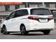 Характеристики автомобиля Honda Odyssey 2.4 CVT Luxury (07.2015 - 01.2017): фото, вместимость, скорость, двигатель, топливо, масса, отзывы