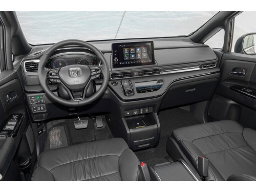 Характеристики автомобиля Honda Odyssey e:HEV 2.0 e-CVT Exclusive (12.2021 - 05.2023): фото, вместимость, скорость, двигатель, топливо, масса, отзывы