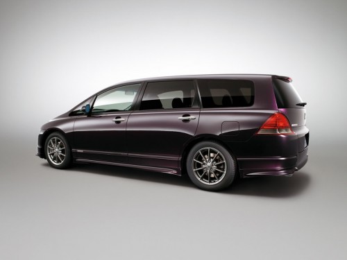 Характеристики автомобиля Honda Odyssey 2.4 absolute (04.2006 - 01.2007): фото, вместимость, скорость, двигатель, топливо, масса, отзывы