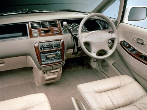 Характеристики автомобиля Honda Odyssey 2.3 Fine spirit (11.1998 - 11.1999): фото, вместимость, скорость, двигатель, топливо, масса, отзывы