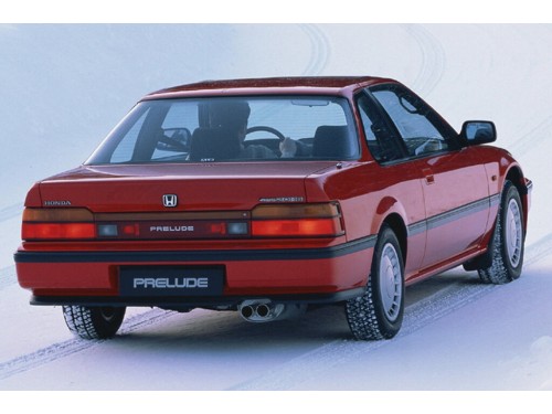 Характеристики автомобиля Honda Prelude 2.0 AT EX (04.1987 - 10.1989): фото, вместимость, скорость, двигатель, топливо, масса, отзывы