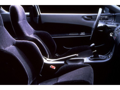 Характеристики автомобиля Honda Prelude 2.0i-16 МT Prelude (05.1992 - 10.1996): фото, вместимость, скорость, двигатель, топливо, масса, отзывы