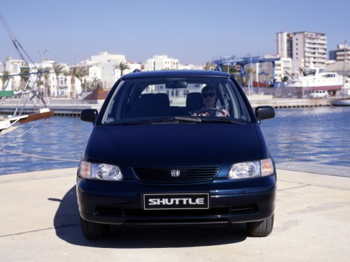 Характеристики автомобиля Honda Shuttle 2.2 AT ES (03.1995 - 08.1998): фото, вместимость, скорость, двигатель, топливо, масса, отзывы