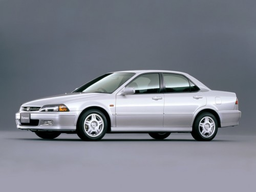 Характеристики автомобиля Honda Torneo 2.0 VTS (05.2001 - 10.2002): фото, вместимость, скорость, двигатель, топливо, масса, отзывы
