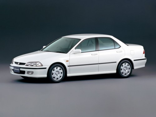 Характеристики автомобиля Honda Torneo 2.0 (LEV) (09.1997 - 05.2000): фото, вместимость, скорость, двигатель, топливо, масса, отзывы