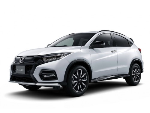 Характеристики автомобиля Honda Vezel 1.5 G (without Honda Sensing) (02.2018 - 06.2020): фото, вместимость, скорость, двигатель, топливо, масса, отзывы