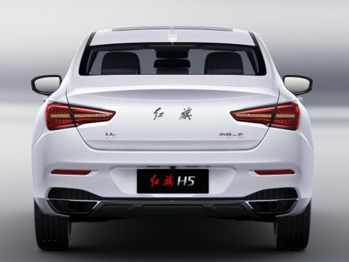 Характеристики автомобиля Hongqi H5 1.8T AT Flag (09.2021 - 03.2022): фото, вместимость, скорость, двигатель, топливо, масса, отзывы