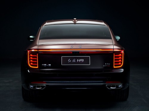 Характеристики автомобиля Hongqi H9 2.0 AMT Делюкс (12.2022 - н.в.): фото, вместимость, скорость, двигатель, топливо, масса, отзывы