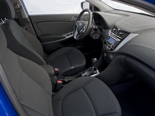 Характеристики автомобиля Hyundai Accent 1.4 VVT CVT 2WD Premium (05.2017 - 12.2019): фото, вместимость, скорость, двигатель, топливо, масса, отзывы