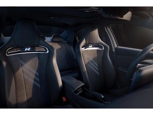 Характеристики автомобиля Hyundai Avante 1.6 T-GDi MT N (07.2021 - н.в.): фото, вместимость, скорость, двигатель, топливо, масса, отзывы
