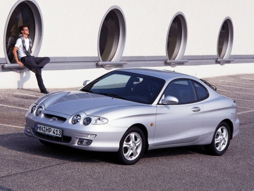 Характеристики автомобиля Hyundai Coupe 2.0 MT FX (09.1999 - 09.2001): фото, вместимость, скорость, двигатель, топливо, масса, отзывы