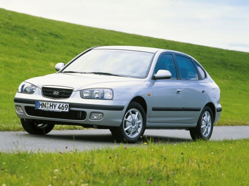Характеристики автомобиля Hyundai Elantra 1.6 MT GLS (02.2000 - 08.2003): фото, вместимость, скорость, двигатель, топливо, масса, отзывы