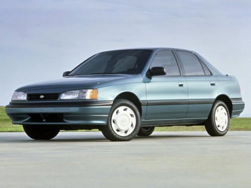Характеристики автомобиля Hyundai Elantra 1.6 MT Base/GLS (10.1990 - 07.1993): фото, вместимость, скорость, двигатель, топливо, масса, отзывы