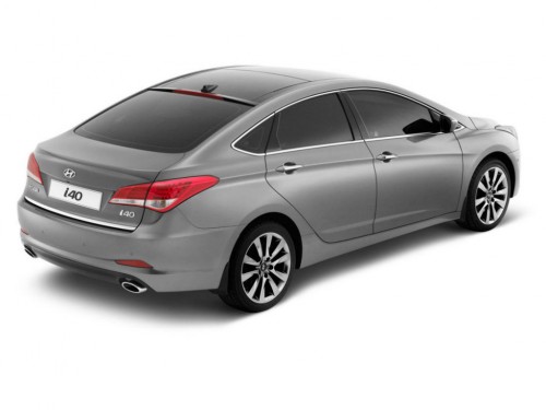 Характеристики автомобиля Hyundai i40 2.0 MT Comfort (11.2012 - 05.2015): фото, вместимость, скорость, двигатель, топливо, масса, отзывы