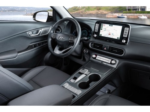 Характеристики автомобиля Hyundai Kona Electric 64 kWh Style (10.2019 - 09.2020): фото, вместимость, скорость, двигатель, топливо, масса, отзывы
