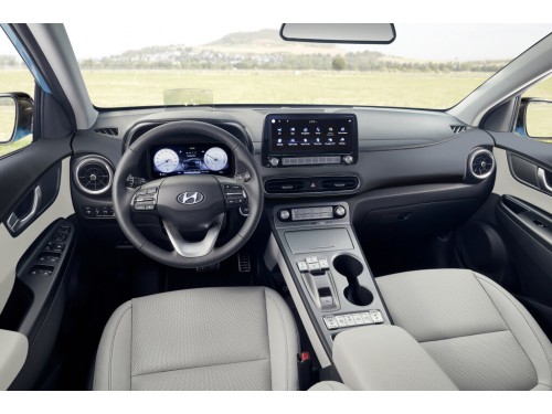 Характеристики автомобиля Hyundai Kona Electric 64 kWh Trend (10.2020 - н.в.): фото, вместимость, скорость, двигатель, топливо, масса, отзывы