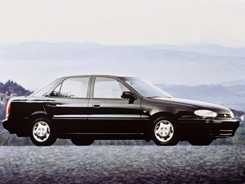 Характеристики автомобиля Hyundai Lantra 1.6 AT GLS (09.1993 - 08.1995): фото, вместимость, скорость, двигатель, топливо, масса, отзывы