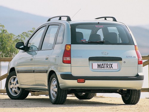Характеристики автомобиля Hyundai Matrix 1.6 MT GLS (02.2001 - 01.2005): фото, вместимость, скорость, двигатель, топливо, масса, отзывы