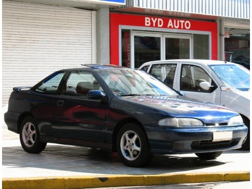 Характеристики автомобиля Hyundai S Coupe 1.5i MT (09.1992 - 06.1996): фото, вместимость, скорость, двигатель, топливо, масса, отзывы