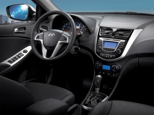 Характеристики автомобиля Hyundai Solaris 1.6 MT Active (05.2011 - 05.2014): фото, вместимость, скорость, двигатель, топливо, масса, отзывы