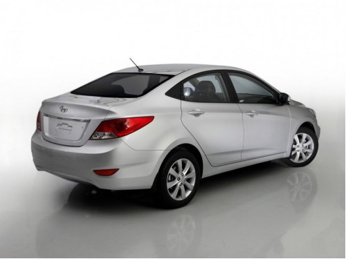 Характеристики автомобиля Hyundai Solaris 1.4 AT Comfort (12.2010 - 03.2013): фото, вместимость, скорость, двигатель, топливо, масса, отзывы