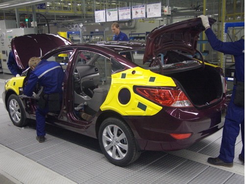 Характеристики автомобиля Hyundai Solaris 1.6 AT Classic (12.2010 - 05.2014): фото, вместимость, скорость, двигатель, топливо, масса, отзывы