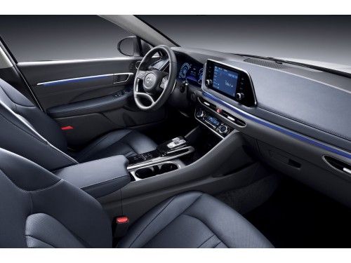 Характеристики автомобиля Hyundai Sonata 1.6 T-GDi AT Smart (03.2019 - 03.2021): фото, вместимость, скорость, двигатель, топливо, масса, отзывы