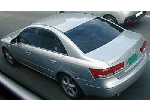 Характеристики автомобиля Hyundai Sonata 2.0 AT Luxary Standard (09.2004 - 10.2007): фото, вместимость, скорость, двигатель, топливо, масса, отзывы