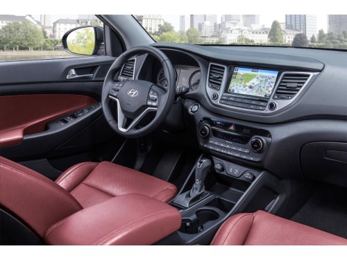 Характеристики автомобиля Hyundai Tucson 2.0 E-VGT AT 2WD Style (03.2015 - 11.2018): фото, вместимость, скорость, двигатель, топливо, масса, отзывы