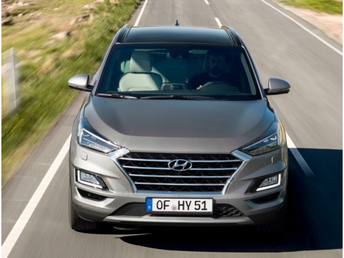 Характеристики автомобиля Hyundai Tucson 2.0 AT 2WD Family (08.2018 - 06.2021): фото, вместимость, скорость, двигатель, топливо, масса, отзывы