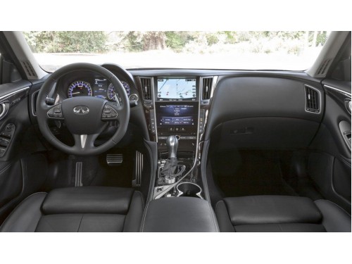 Характеристики автомобиля Infiniti Q50 2.0 Hi-Tech + (04.2014 - 11.2017): фото, вместимость, скорость, двигатель, топливо, масса, отзывы