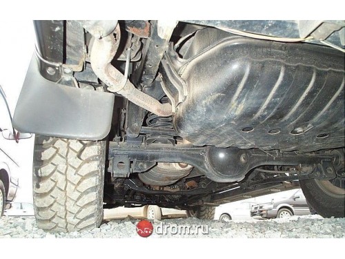 Характеристики автомобиля Isuzu Bighorn 3.1DT Handling by Lotus (5-Seater) (08.1997 - 01.1998): фото, вместимость, скорость, двигатель, топливо, масса, отзывы