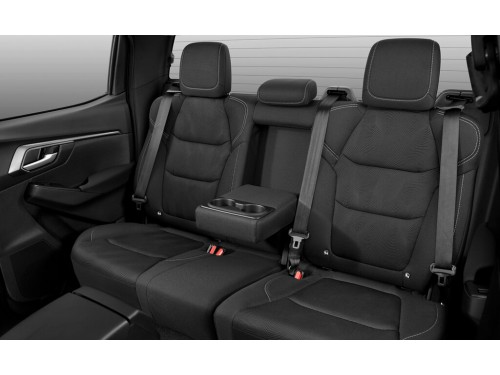 Характеристики автомобиля Isuzu D-MAX 3.0D MT Business (03.2021 - 07.2023): фото, вместимость, скорость, двигатель, топливо, масса, отзывы