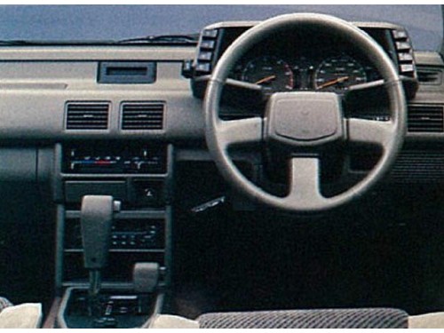 Характеристики автомобиля Isuzu MU 2.6 Soft top (08.1991 - 09.1992): фото, вместимость, скорость, двигатель, топливо, масса, отзывы