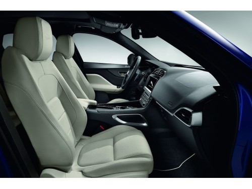 Характеристики автомобиля Jaguar F-Pace 3.0 S/C AT AWD S (03.2017 - 09.2020): фото, вместимость, скорость, двигатель, топливо, масса, отзывы