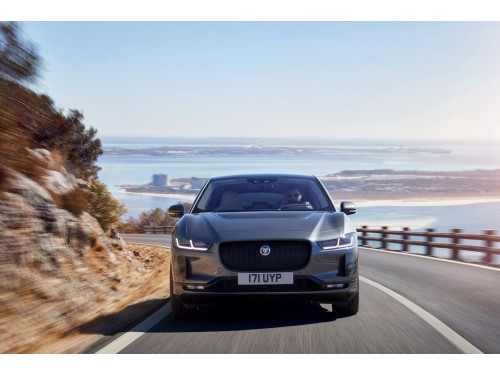Характеристики автомобиля Jaguar I-Pace 90 kWh AWD S (09.2018 - н.в.): фото, вместимость, скорость, двигатель, топливо, масса, отзывы